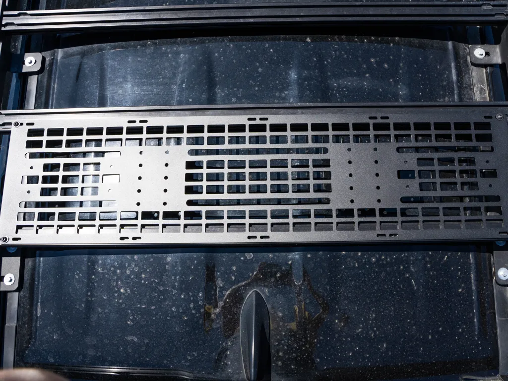 Cali Raised LED MOLLE Panel for Prinsu Roof Rack