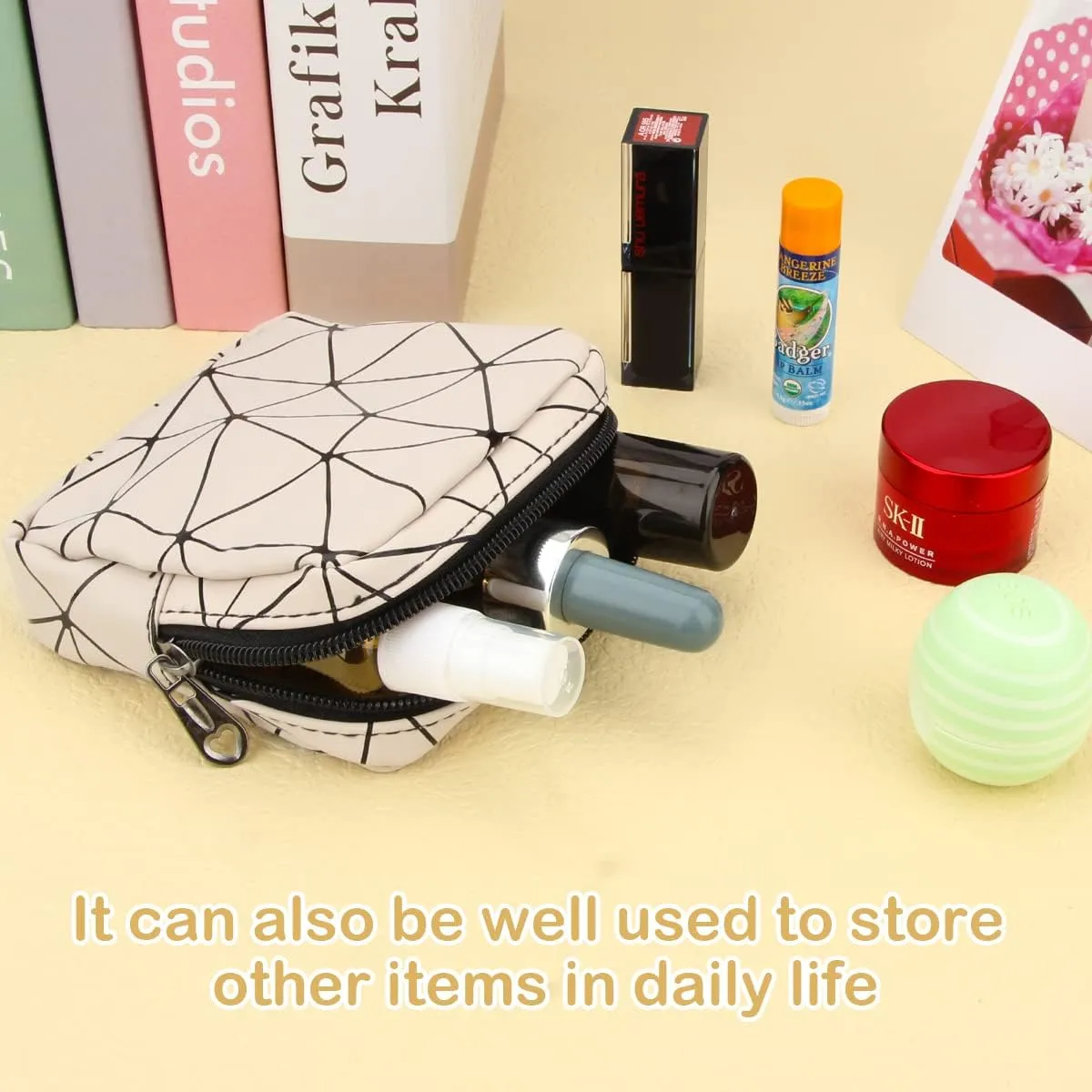 Desing Wish 4 Pack PU Leather Sanitary Napkin Storage Bag, Period Bag Nursing Pad Holder Tampon Bags Feminine Product Pouches Portable Period Kit Bag for Girls Women Ladies (Black/Nude/Green/Silver)
