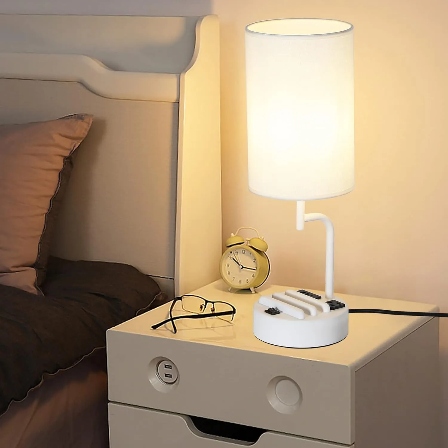 Dreamholder Table Lamp with 3 USB Charging Ports, Modern Desk Lamp with AC Outlet and Phone Stands, Perfect Bedside Lamp for Bedroom, Living Room, Office (Pack of 2), White