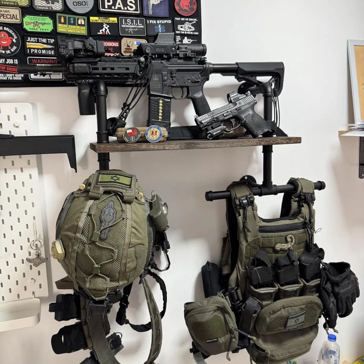 Heavy-Duty Tactical Gear Rack Wall Mount Hanger & Hook for Police,Motorcycle,Cycling,Football Suit(1 Set)