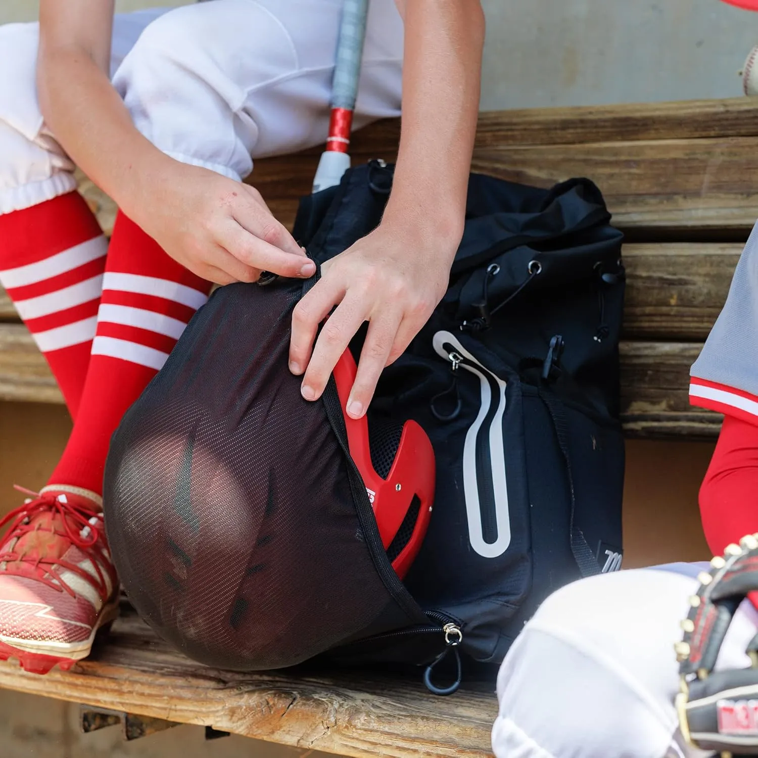 MARUCCI Barracks Baseball BAT Pack, RED