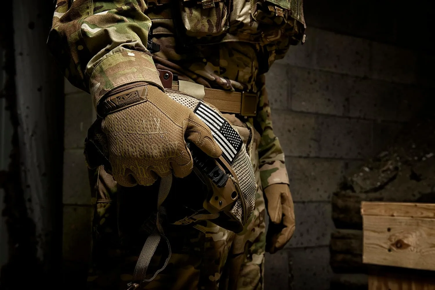 Mechanix Wear: The Original Tactical Work Gloves with Secure Fit, Flexible Grip for Multi-Purpose Use, Durable Touchscreen Safety Gloves for Men (Brown, Large)