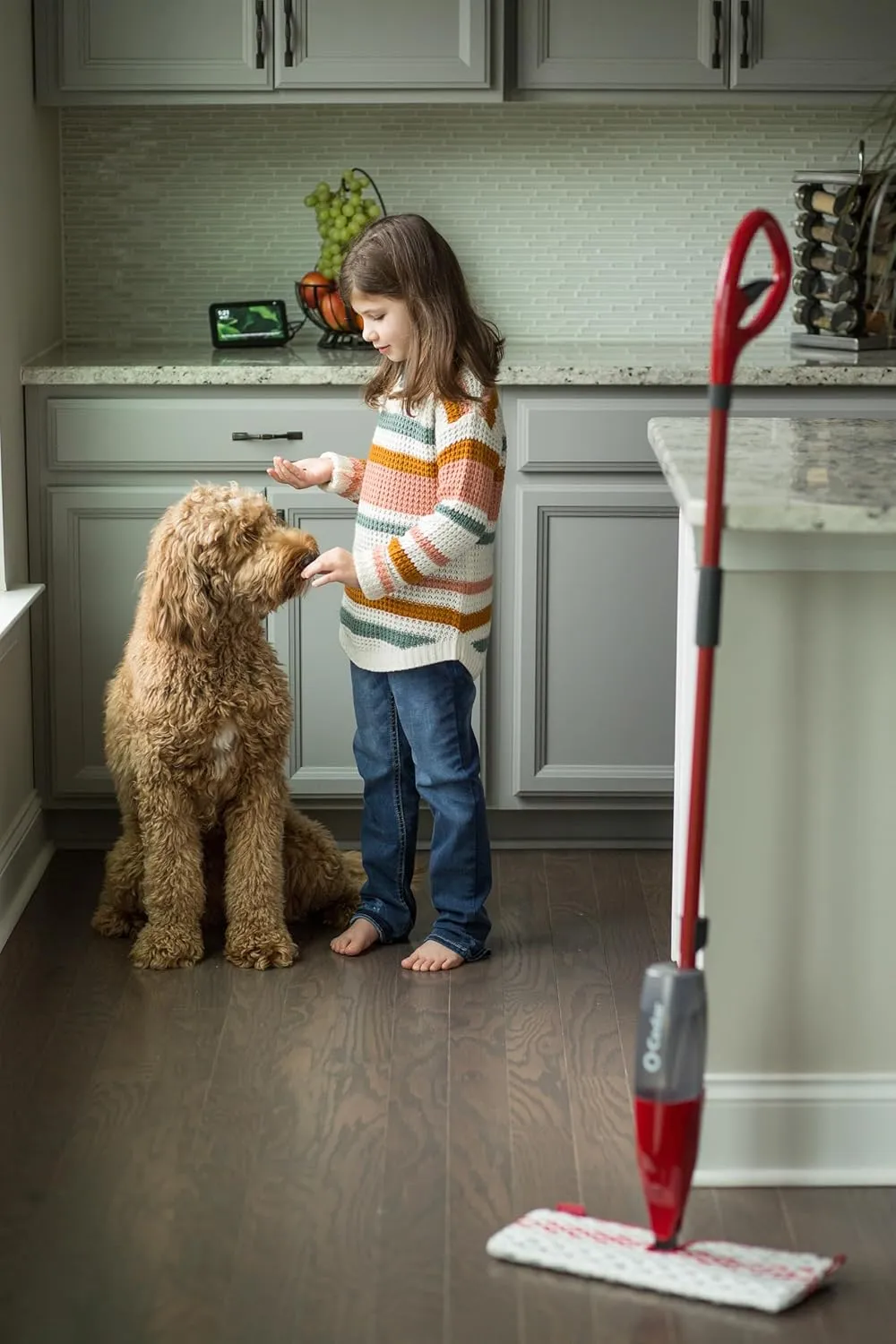 O-Cedar ProMist MAX Microfiber Spray Mop, Red