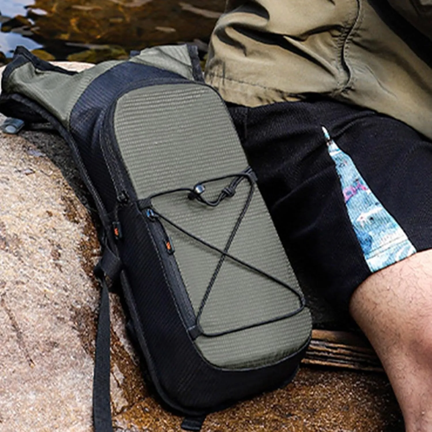 QINGFAN Cycling Backpacks Light Weight Cycling Hiking Backpacks Breathable Hydratation Bicycles Bag for Fitness Lover