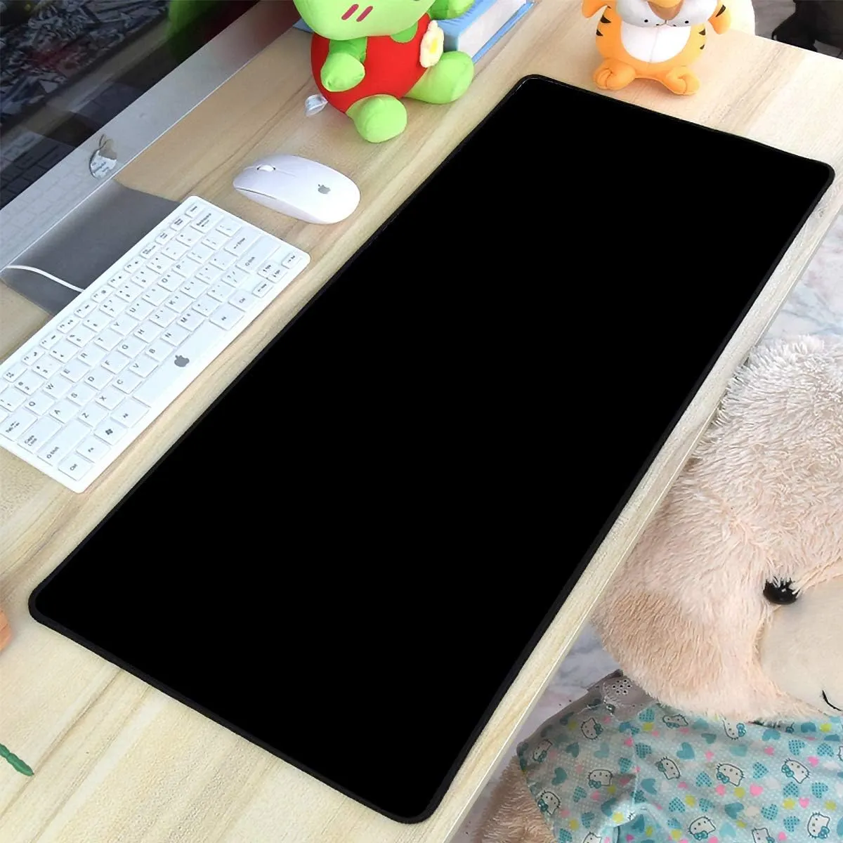 Qisan Large Gaming Mouse Pad Extended Size Mousepad for Computer Desktop PC Laptop 31.5"x11.8"x0.15" Keyboard Pad Desk Pad with Anti-Slip Rubber Base | Large Desk Mat for Keyboard and Mouse-Black