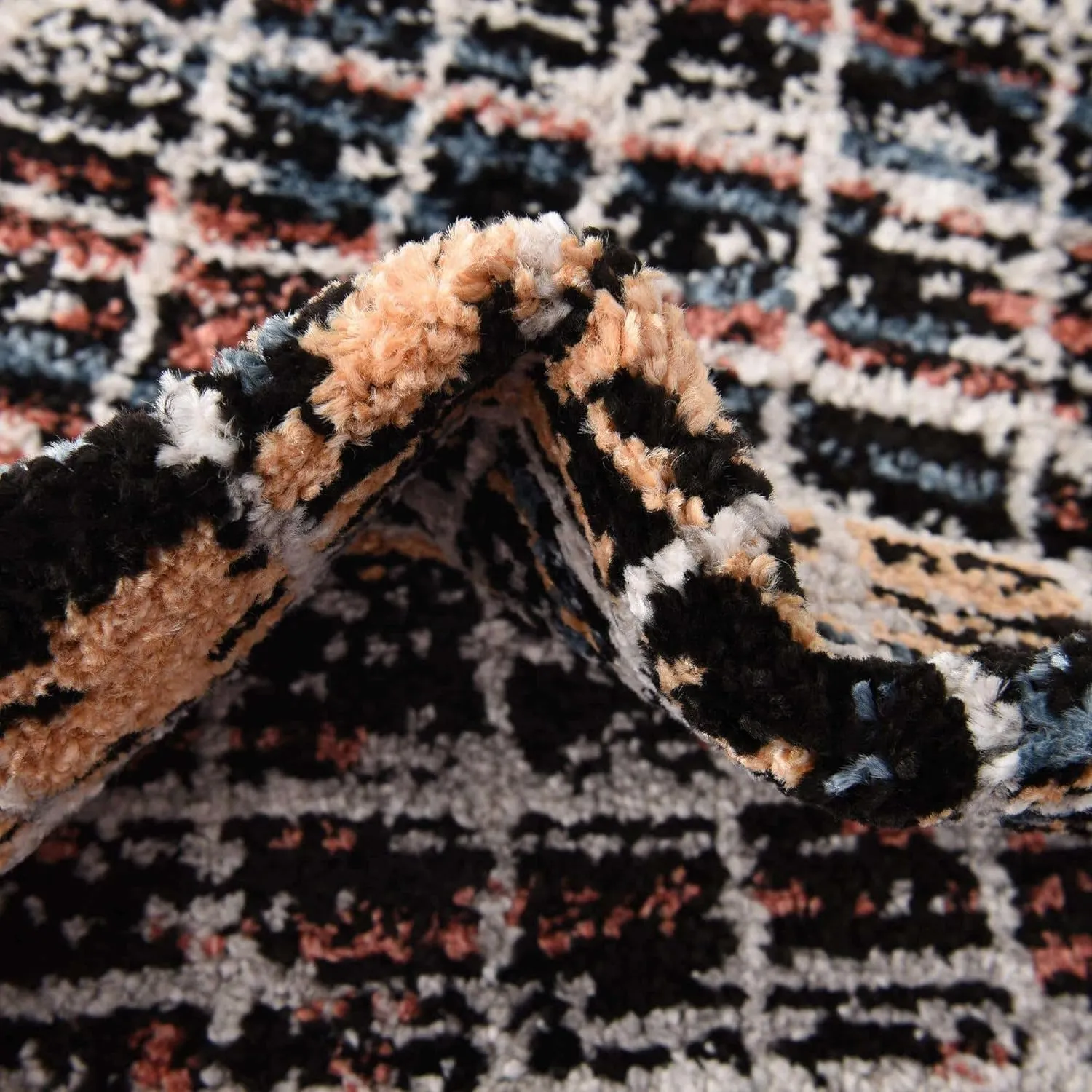 Unique Loom Aramis Collection Area Rug - Oliver (Round 3' 3" x 3' 3", Multi/Black)
