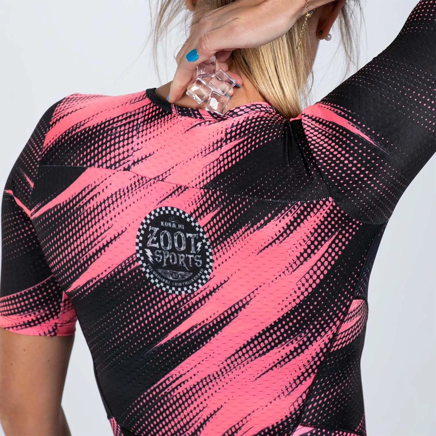 Zoot Women’s LTD Tri Aero Fz Racesuit, Short Sleeve Aerodynamic Cycle Race Swim Bike Run Tri Suit with Pockets UPF 50  Fabric